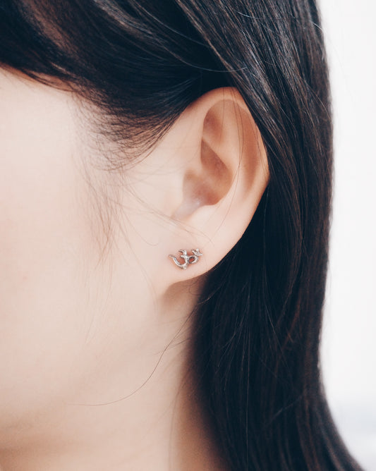 Mini ॐ Earring