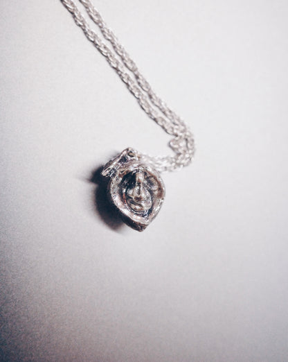 「慈悲」Seed of Love & Compassion