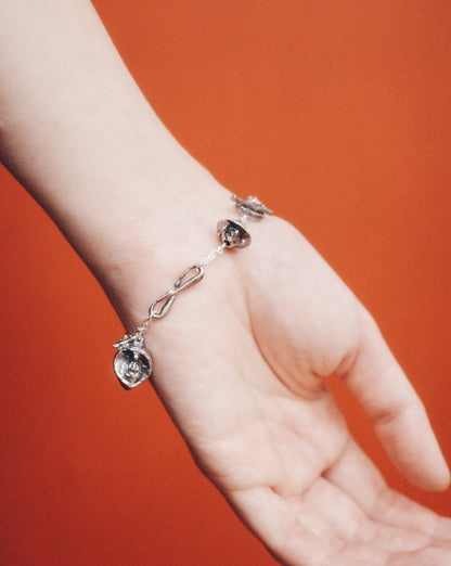 The EINU Bracelet